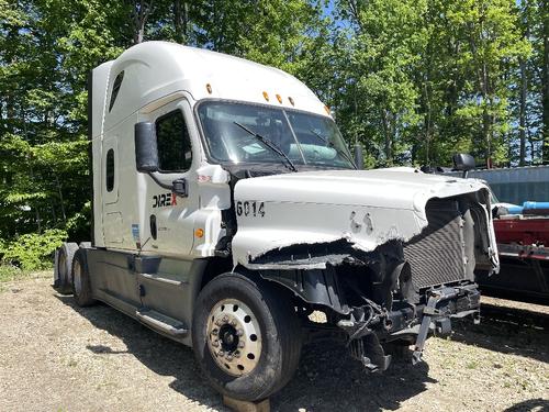 FREIGHTLINER CASCADIA 125BBC