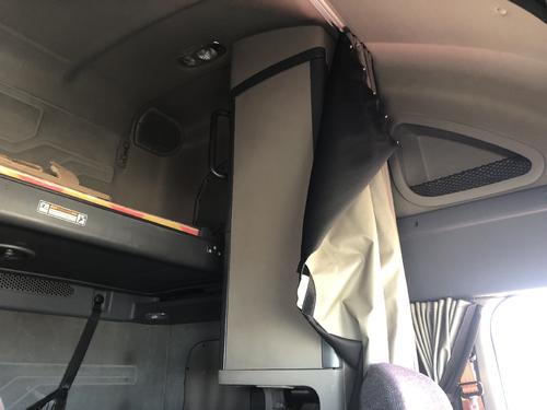 Freightliner CASCADIA