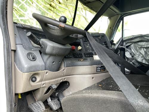 FREIGHTLINER CASCADIA 125BBC