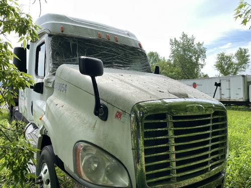 FREIGHTLINER CASCADIA 125BBC