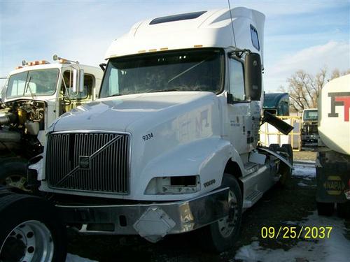 VOLVO VNL
