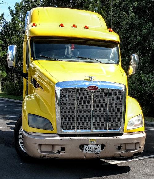 PETERBILT 587