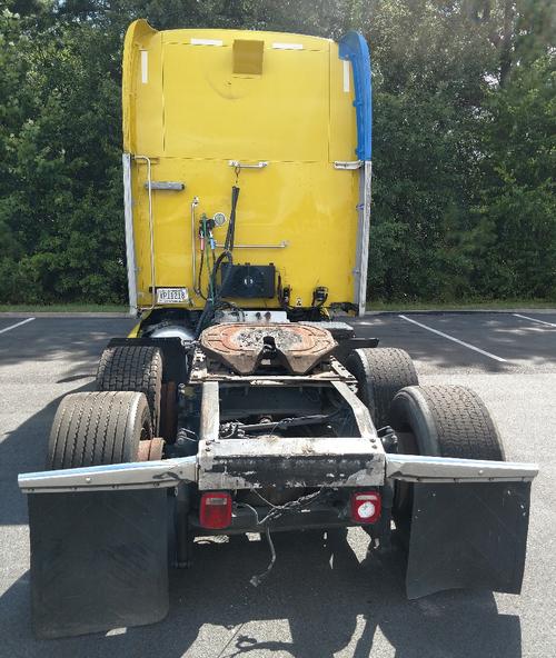 PETERBILT 587