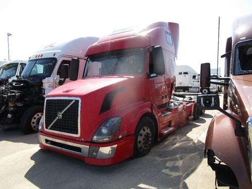 VOLVO VNL