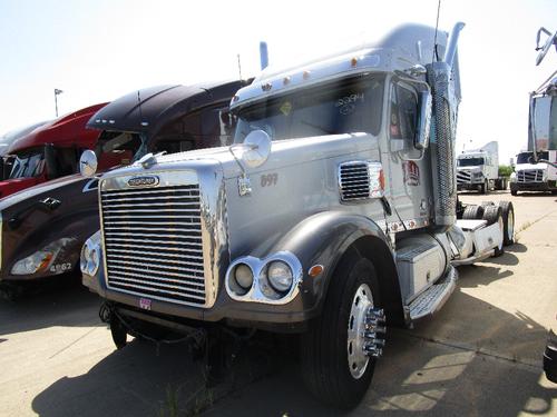 FREIGHTLINER CORONADO 132