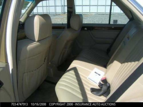 MERCEDES-BENZ MERCEDES 300D