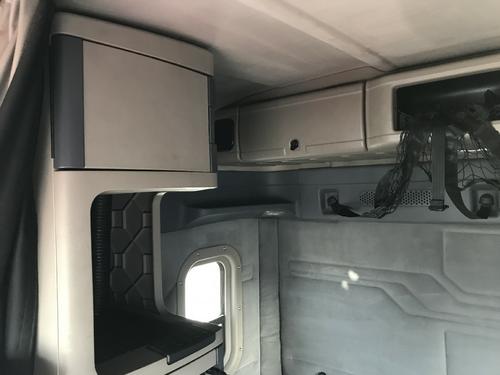 Freightliner CASCADIA