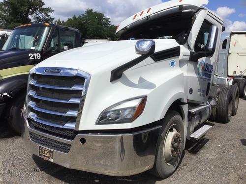 FREIGHTLINER CASCADIA