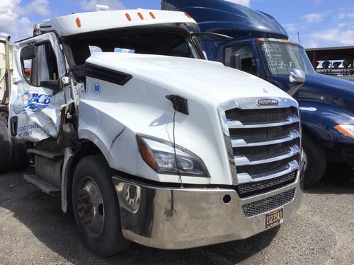 FREIGHTLINER CASCADIA