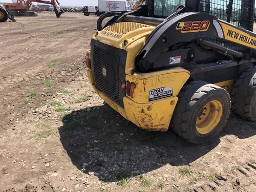New Holland L220