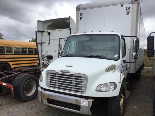 FREIGHTLINER M2-106