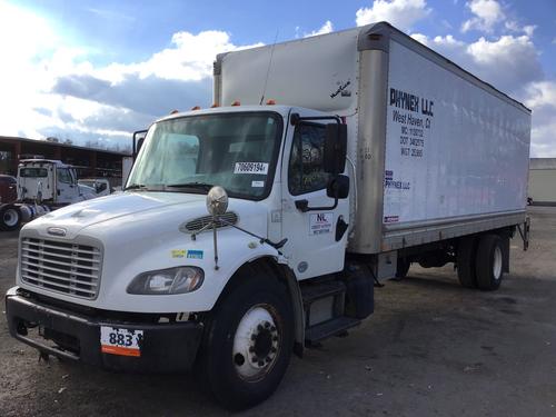 FREIGHTLINER M2-106