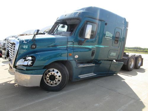 FREIGHTLINER CASCADIA 125