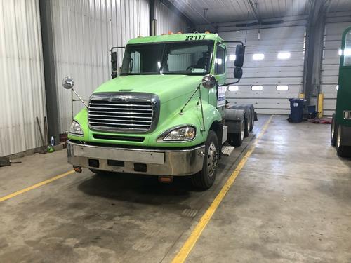 Freightliner COLUMBIA 120