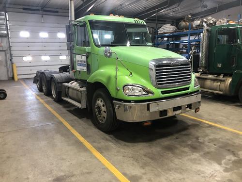 Freightliner COLUMBIA 120