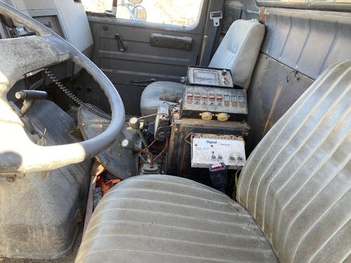 INTERNATIONAL 4900