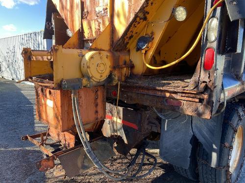 INTERNATIONAL 4900