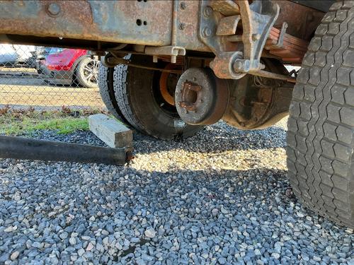 INTERNATIONAL 4300