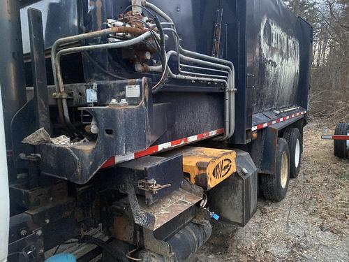 INTERNATIONAL 7400