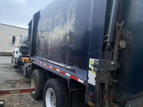INTERNATIONAL 7400