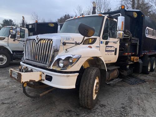 INTERNATIONAL 7400