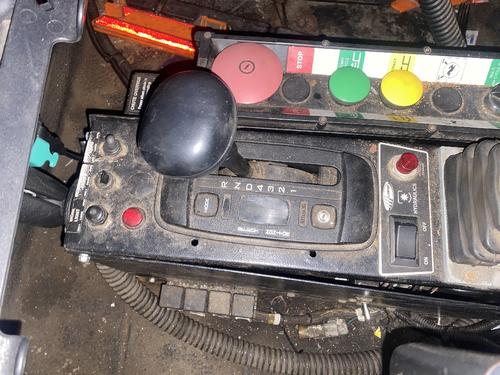 INTERNATIONAL 7400