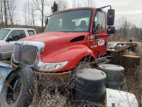 INTERNATIONAL 4300
