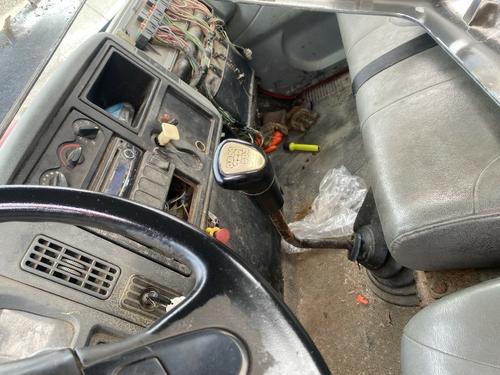 INTERNATIONAL 4300