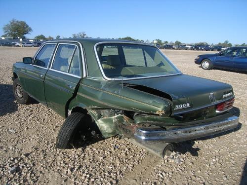 MERCEDES-BENZ MERCEDES 300D