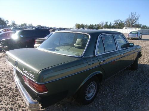 MERCEDES-BENZ MERCEDES 300D