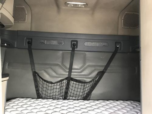 Freightliner CASCADIA