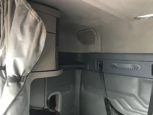 Freightliner CASCADIA