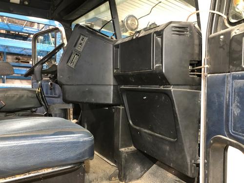 Freightliner FLD120