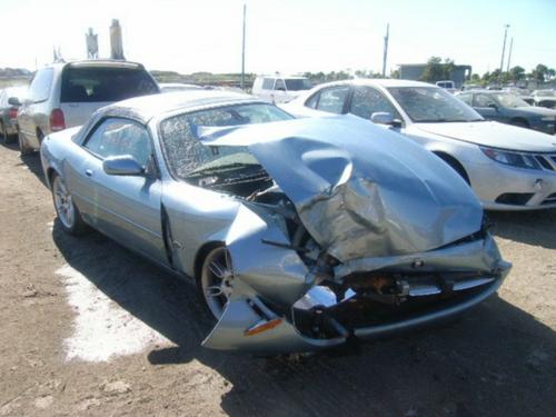 JAGUAR XK8