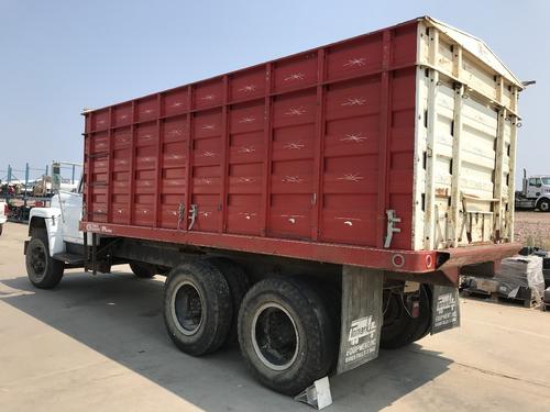 International 1800 LOADSTAR