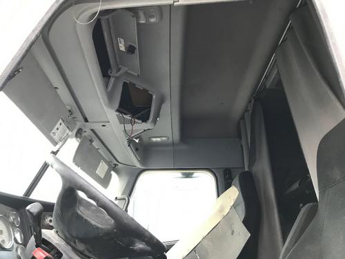 Freightliner 122SD