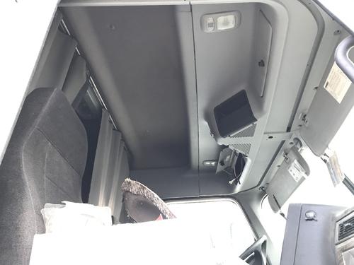 Freightliner 122SD