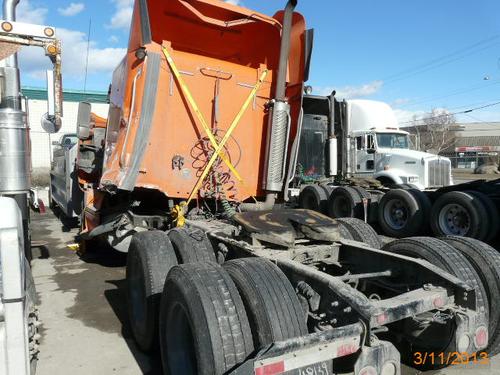 FREIGHTLINER CENTURY 120