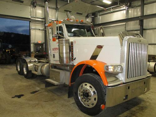 PETERBILT 389