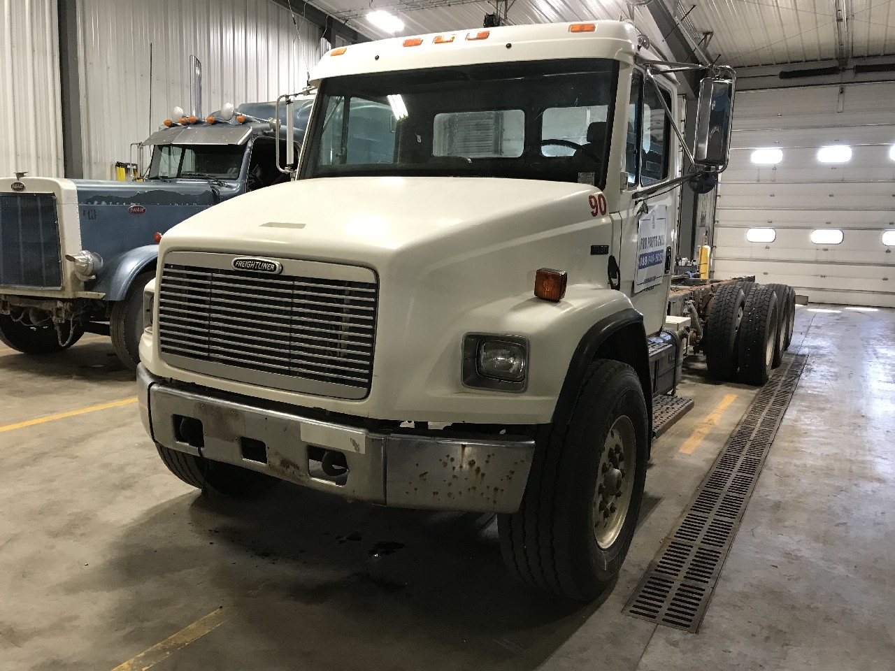 Freightliner FL80