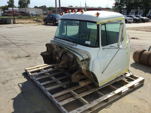 International 1800 LOADSTAR