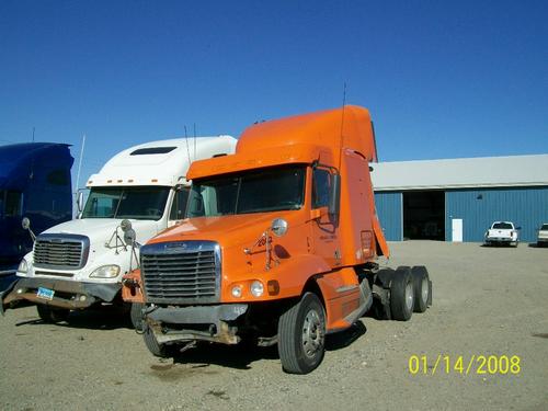 FREIGHTLINER CENTURY 120