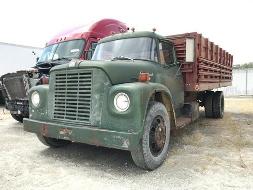 International 1600 LOADSTAR