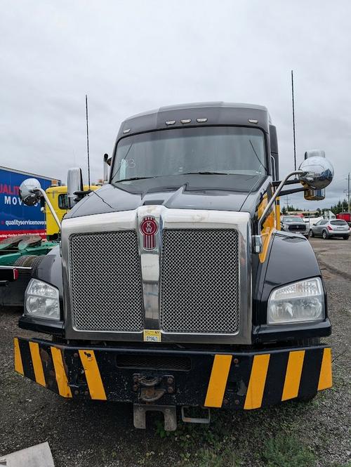 KENWORTH T880