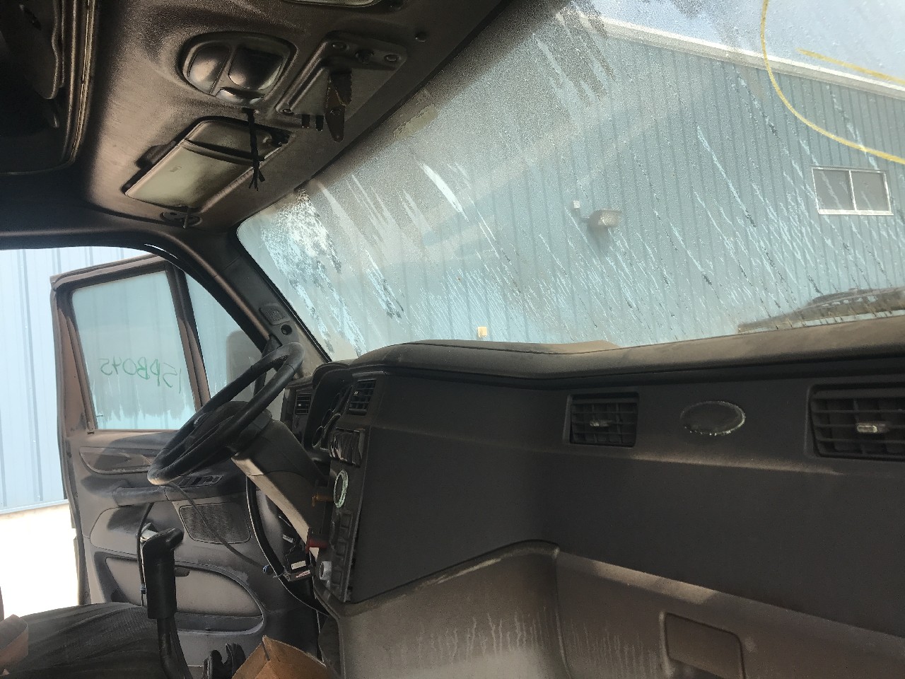Peterbilt 587