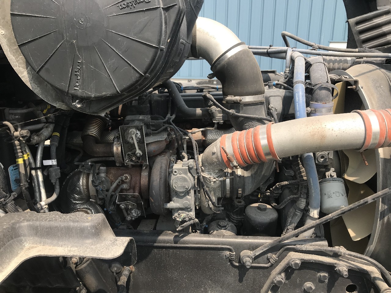 Peterbilt 587