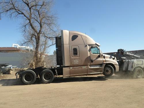 FREIGHTLINER CASCADIA