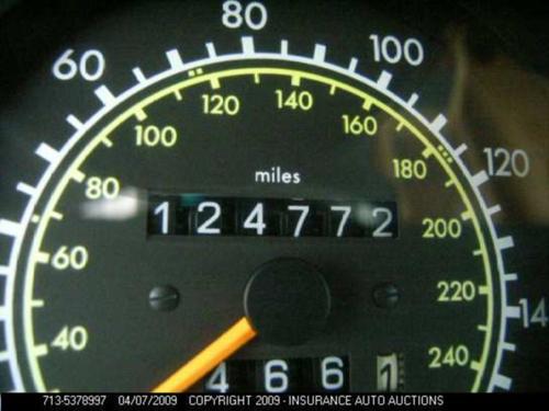 MERCEDES-BENZ MERCEDES 300E