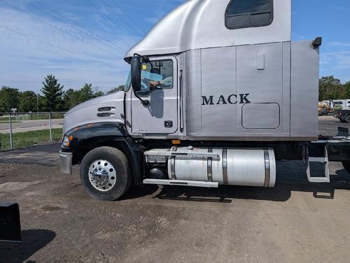 MACK CXN613