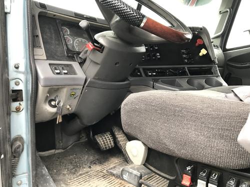 Freightliner COLUMBIA 120
